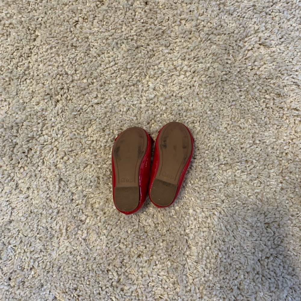 Flats - Picture 2 of 3
